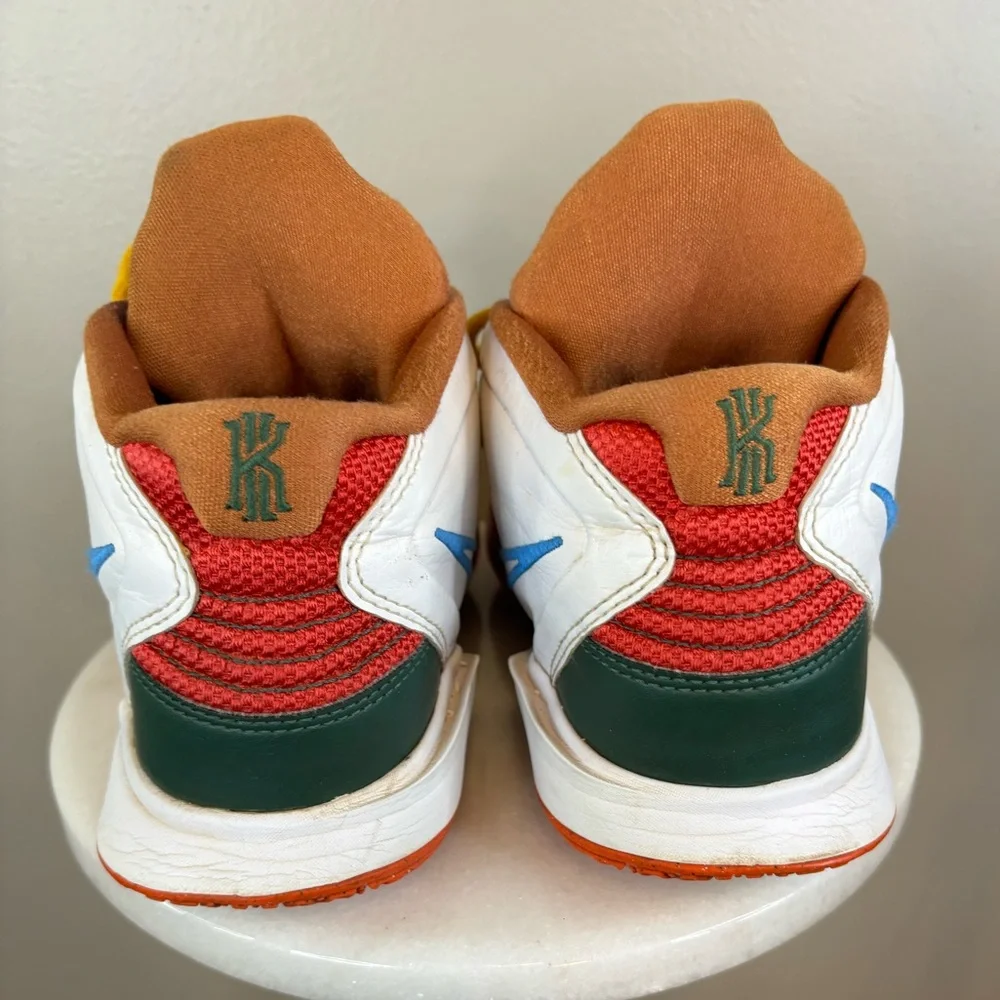NIKE Kyrie Infinity Basketball‎ Shoe Sneakers White Orange Blue Boys Men's 5.5